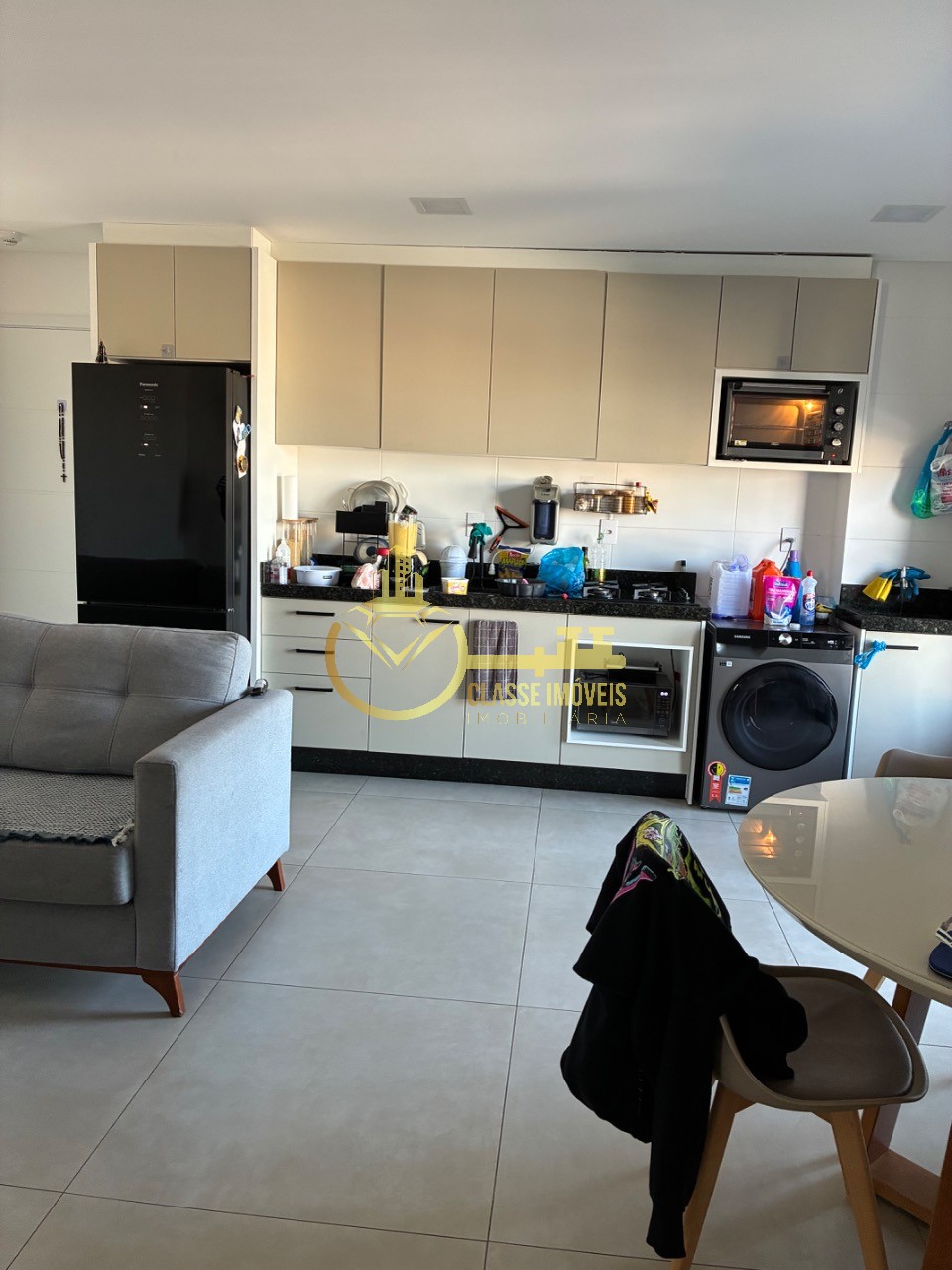 Imperdível oportunidade de investimento em Itajaí-SC: Apartamento de 1 quarto, 1 suíte, 1 banheiro, 1 vaga na garagem, 50m² no bairro Cordeiros!