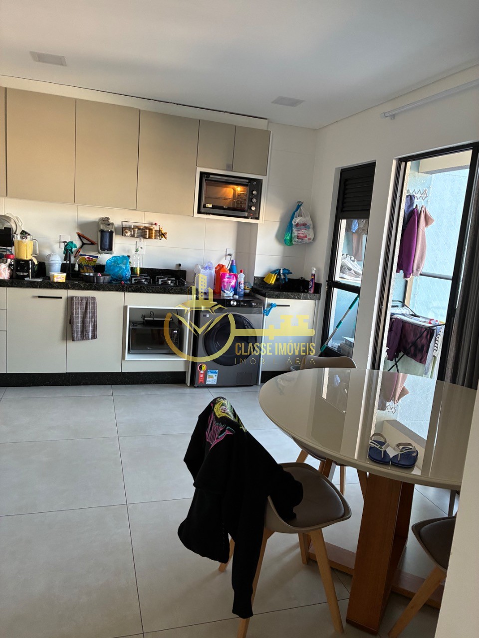 Imperdível oportunidade de investimento em Itajaí-SC: Apartamento de 1 quarto, 1 suíte, 1 banheiro, 1 vaga na garagem, 50m² no bairro Cordeiros!