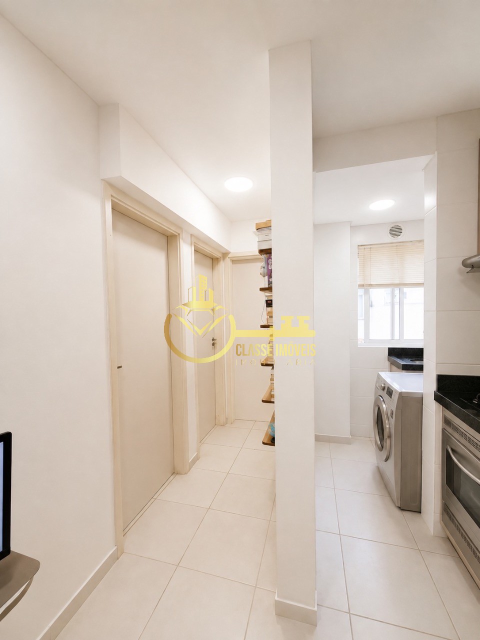 Apartamento à venda em Itajaí-SC, bairro Itaipava: 2 quartos, 1 banheiro, 1 vaga de garagem, 56m² - Imperdível!