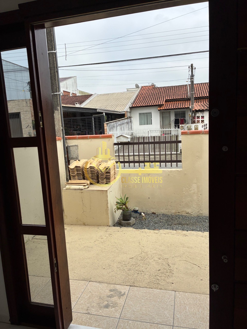 Geminado à venda em Itajaí-SC, Espinheiros: 2 quartos, 1 sala, 1 banheiro, 1 vaga de garagem, 200,00m². Imperdível! - foto 11