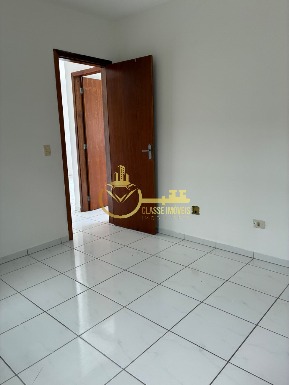Geminado à venda em Itajaí-SC, Espinheiros: 2 quartos, 1 sala, 1 banheiro, 1 vaga de garagem, 200,00m². Imperdível! - foto 17