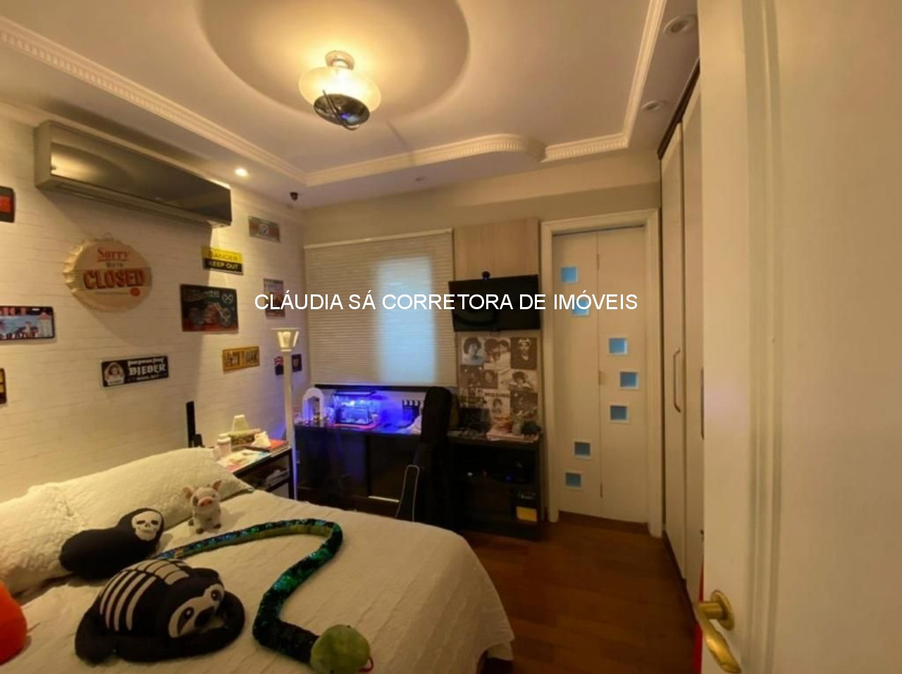 Apartamento de Luxo no Tatuapé: 4 Quartos, 2 Suítes, 3 Salas, 5 Banheiros, 5 Vagas de Garagem, 193m² - São Paulo-SP!