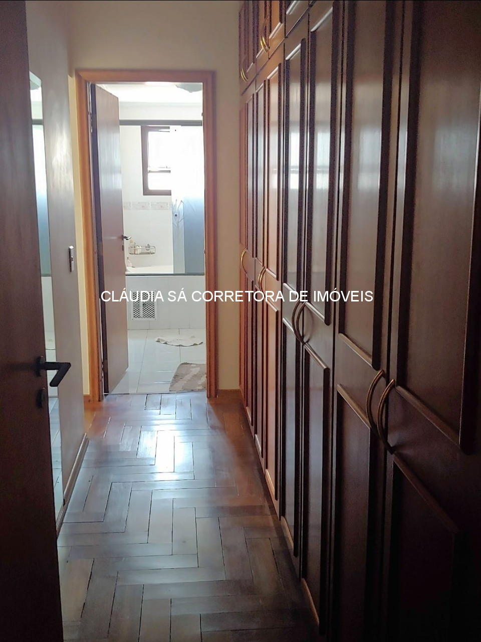 Apartamento de Luxo no Tatuapé: 3 quartos, 3 suítes, 2 salas, 5 banheiros, 2 vagas, 135m² - São Paulo-SP!