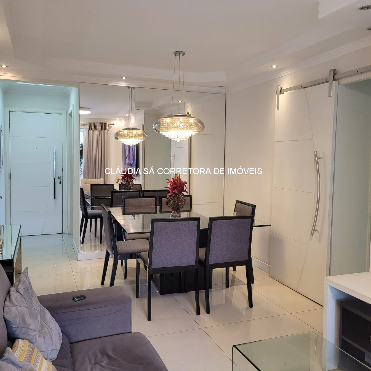 Imperdível: Apartamento à venda no Tatuapé, São Paulo-SP, 3 quartos, 1 suíte, 2 salas, 3 banheiros, 2 vagas, 81m²! . Estuda permuta por outro menor.