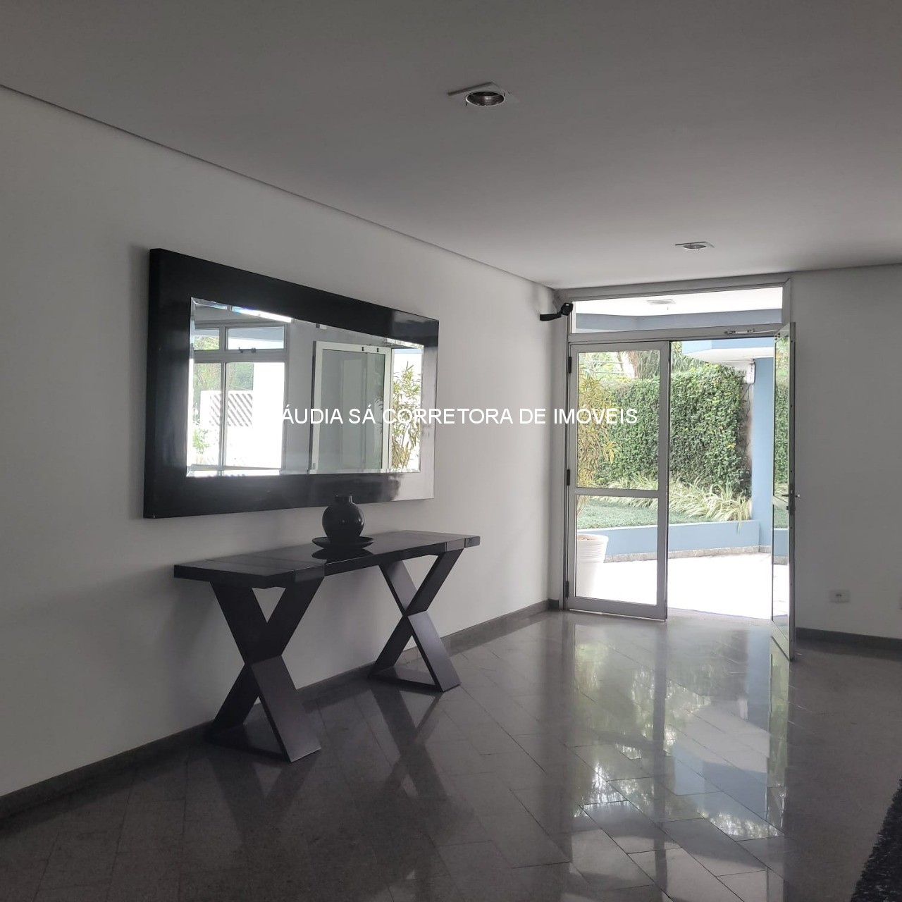 Imperdível: Apartamento à venda no Tatuapé, São Paulo-SP, 3 quartos, 1 suíte, 2 salas, 3 banheiros, 2 vagas, 81m²! . Estuda permuta por outro menor.