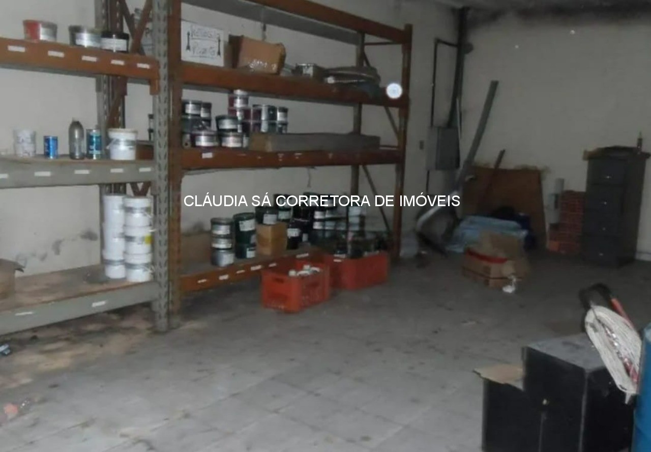 Galpão industrial à venda e ou locação na Vila Carrão, São Paulo-SP: 5 salas, 6 banheiros, 8 vagas de garagem, 1.325,00 m² de área 1.600 de terreno.