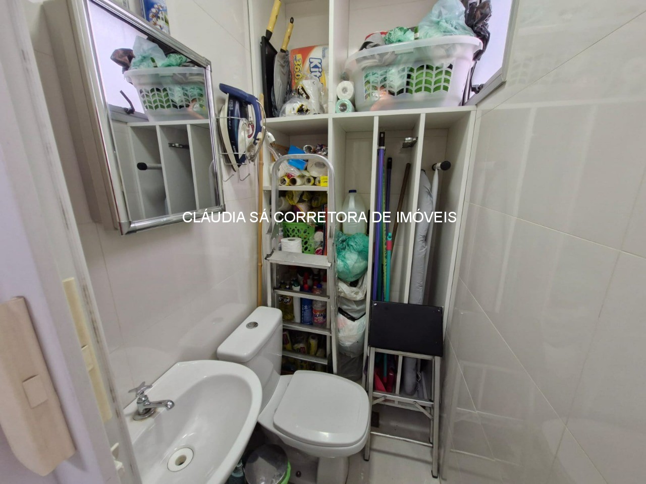 Imperdível: Apartamento à venda no Tatuapé, São Paulo-SP, 3 quartos, 1 suíte, 2 salas, 3 banheiros, 2 vagas, 81m²! . Estuda permuta por outro menor.