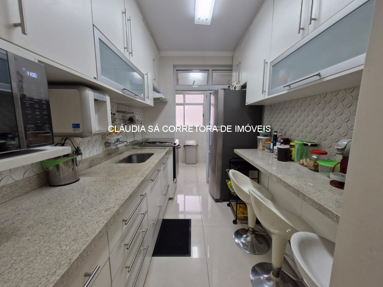 Imperdível: Apartamento à venda no Tatuapé, São Paulo-SP, 3 quartos, 1 suíte, 2 salas, 3 banheiros, 2 vagas, 81m²! . Estuda permuta por outro menor.