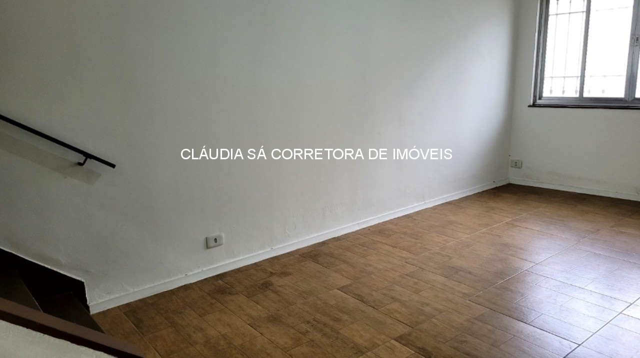 Casa à venda no Tatuapé, São Paulo-SP: 3 quartos, 1 sala, 2 banheiros, 1 vaga de garagem, 120m² de área. Confira!