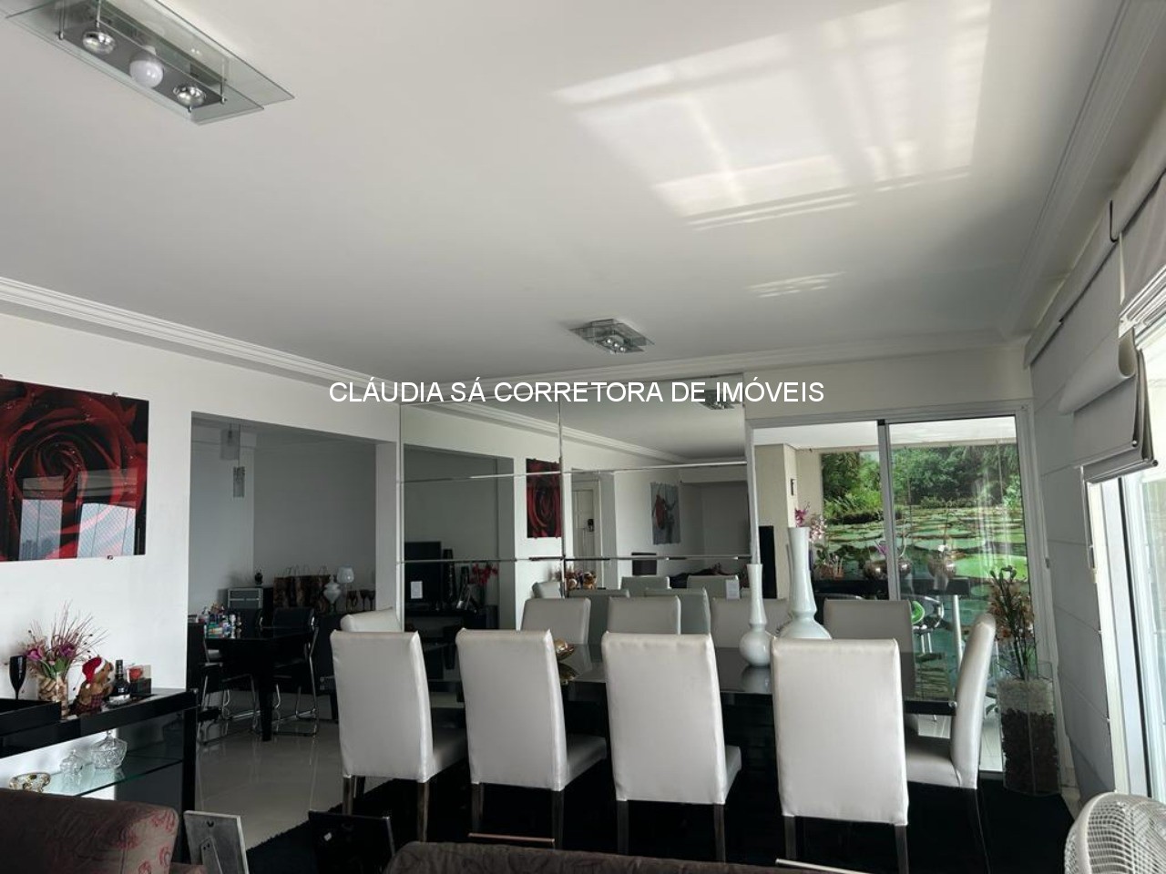 Apartamento de luxo no Tatuapé: 3 quartos, 3 suítes, 3 salas, 5 banheiros, 4 vagas de garagem, 234m² de área.