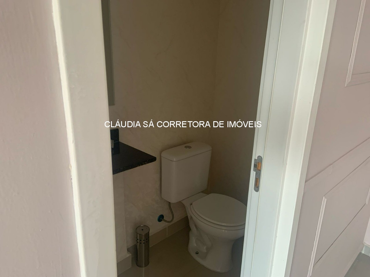 Aluguel de Sala Comercial no Tatuapé, São Paulo-SP: 1 sala, 1 banheiro, 1 vaga - 40m² - Imperdível!