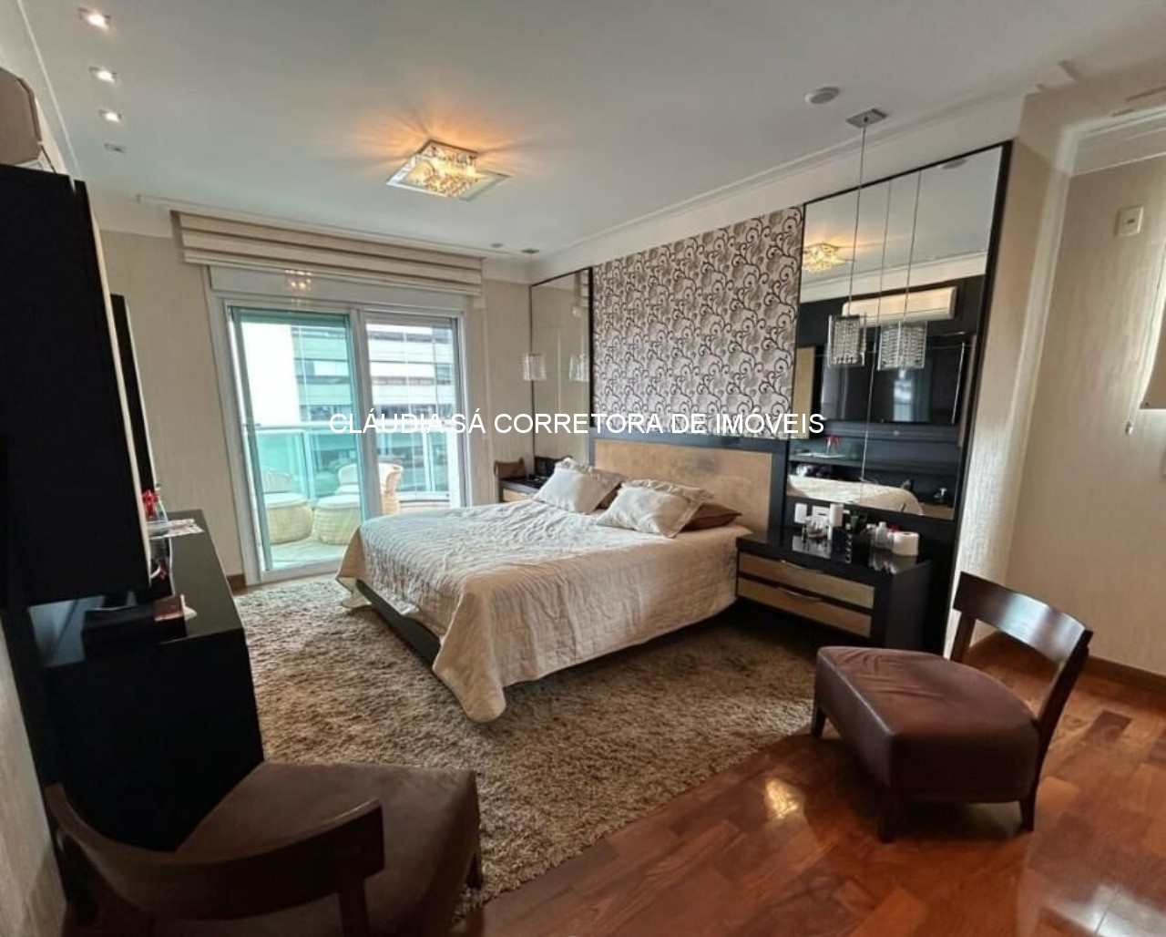Espetacular apartamento de luxo com 4 suítes e 5 vagas no an