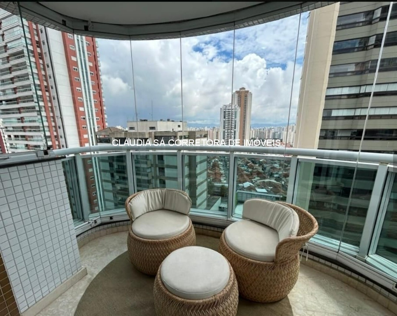 Espetacular apartamento de luxo com 4 suítes e 5 vagas no Anália Franco, São Paulo-SP. Imperdível!