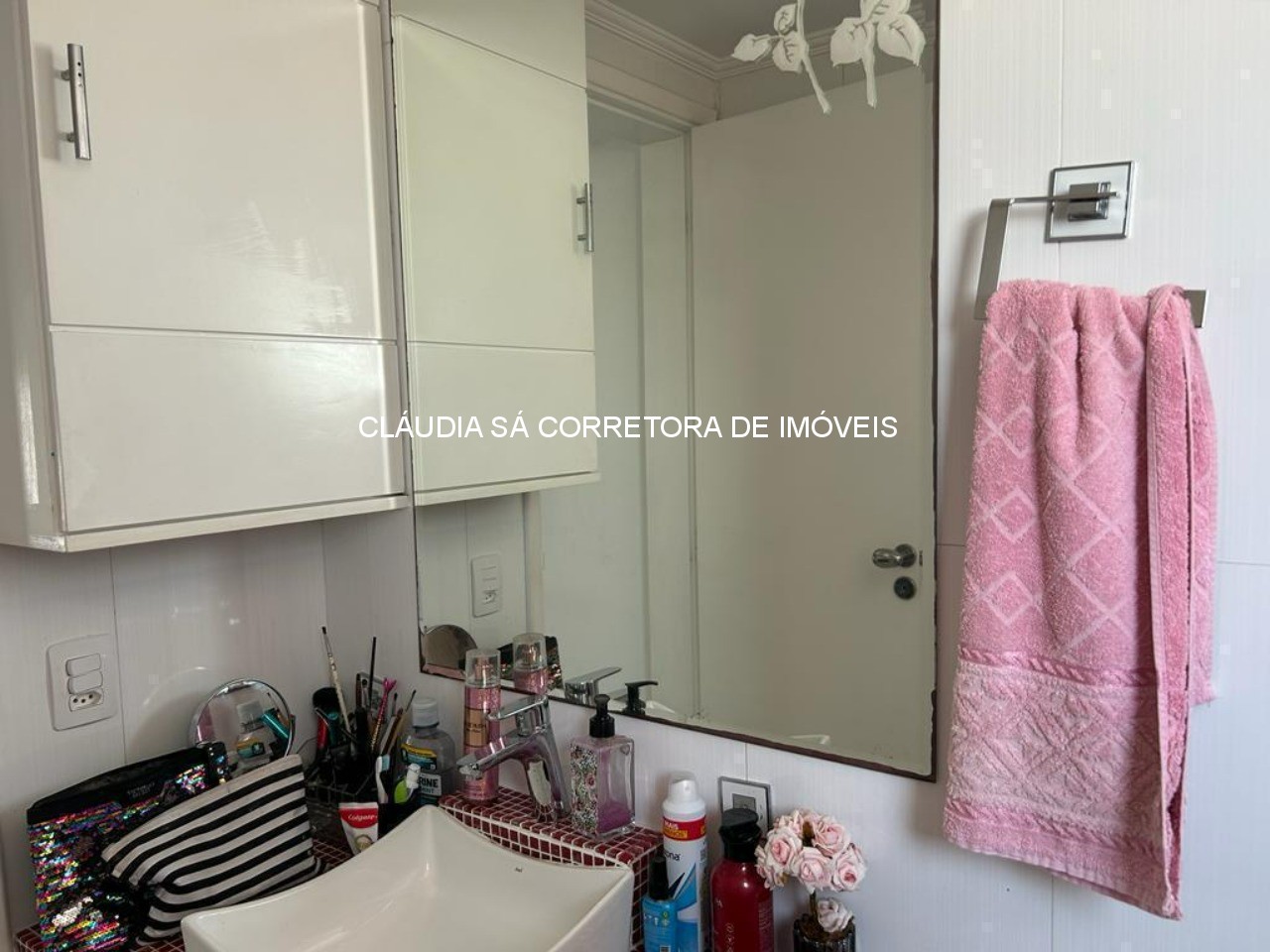 Apartamento de luxo no Tatuapé: 3 quartos, 3 suítes, 3 salas, 5 banheiros, 4 vagas de garagem, 234m² de área.