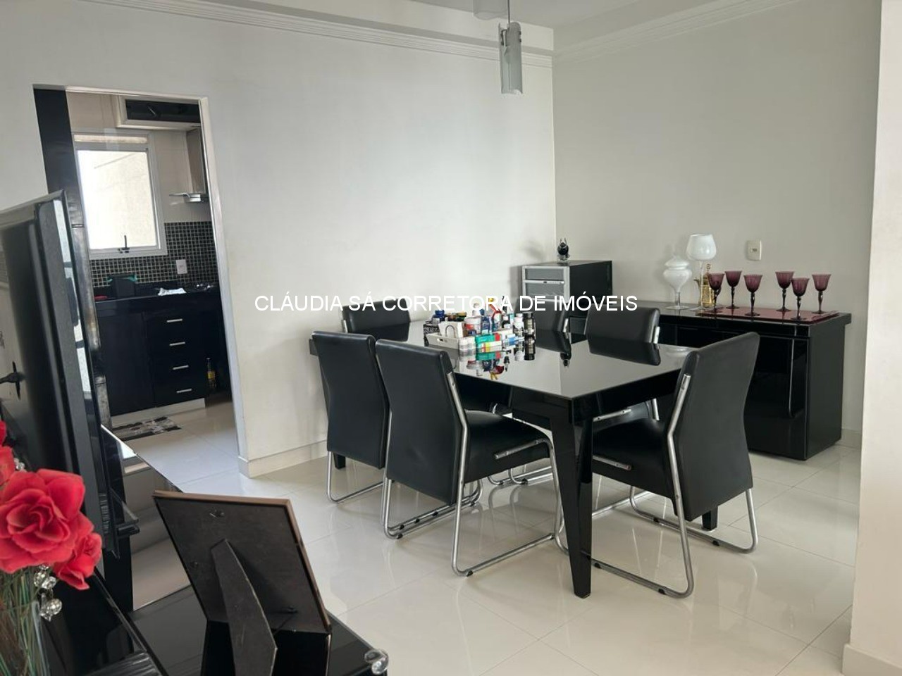 Apartamento de luxo no Tatuapé: 3 quartos, 3 suítes, 3 salas, 5 banheiros, 4 vagas de garagem, 234m² de área.