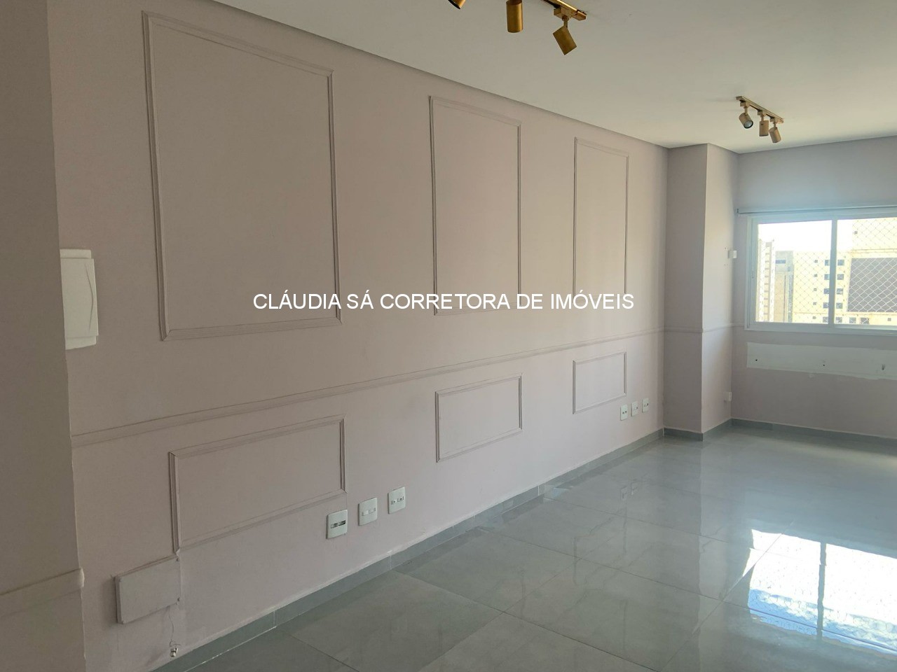 Aluguel de Sala Comercial no Tatuapé, São Paulo-SP: 1 sala, 1 banheiro, 1 vaga - 40m² - Imperdível!