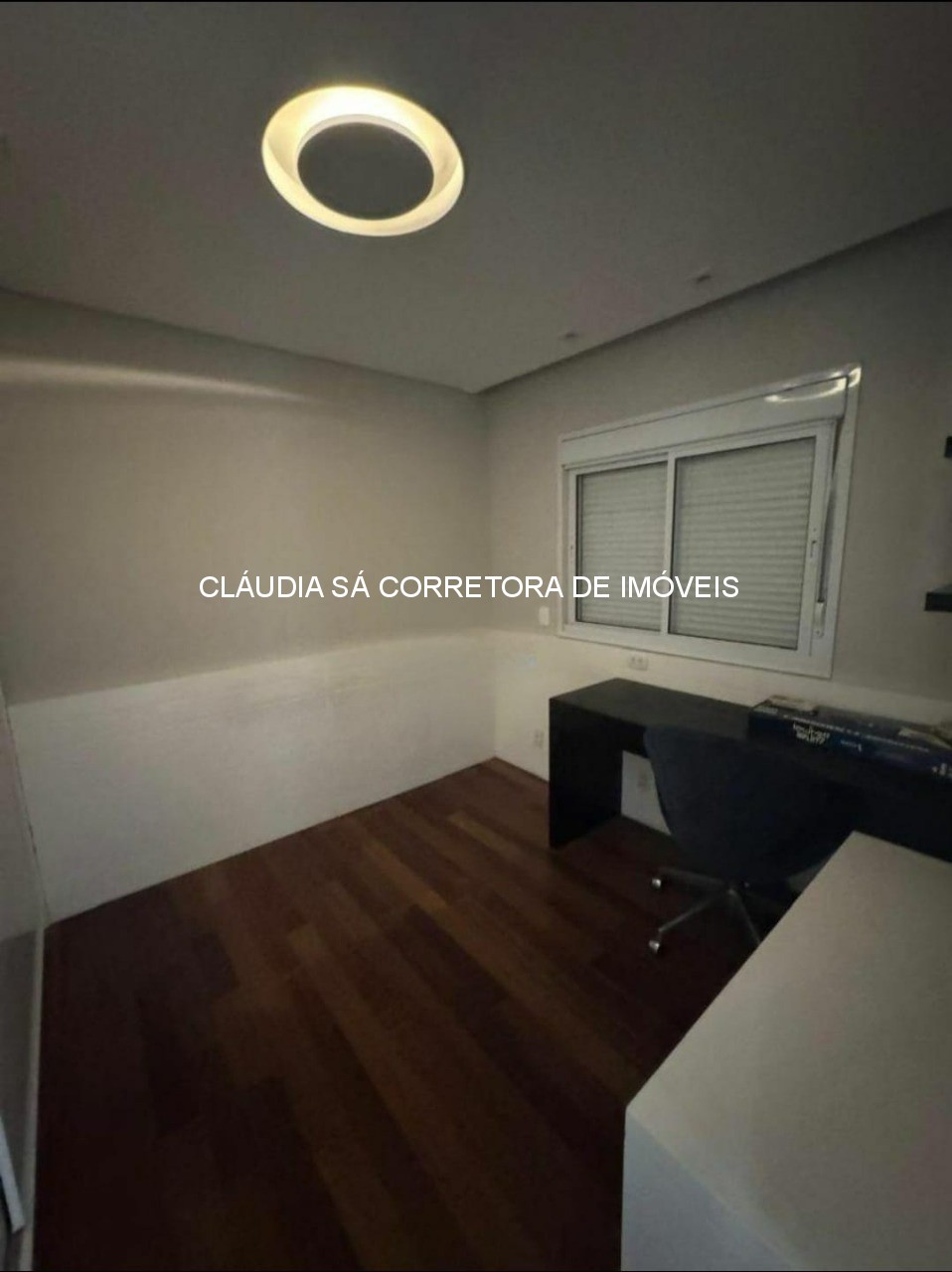 Imperdível oportunidade de adquirir apartamento de luxo no Tatuapé, São Paulo-SP: 4 quartos, 3 suítes, 3 salas, 5 banheiros, 4 vagas, 242m².
