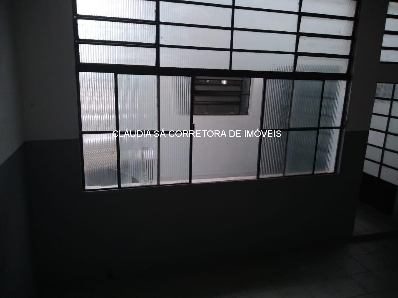 Salão comercial premium na penha são paulo: 2.700m², 4 banhe