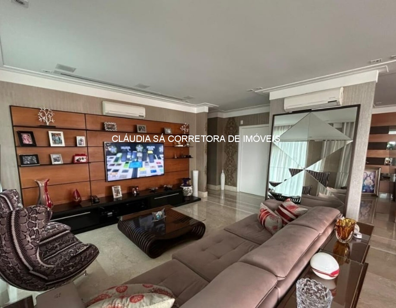 Espetacular apartamento de luxo com 4 suítes e 5 vagas no an
