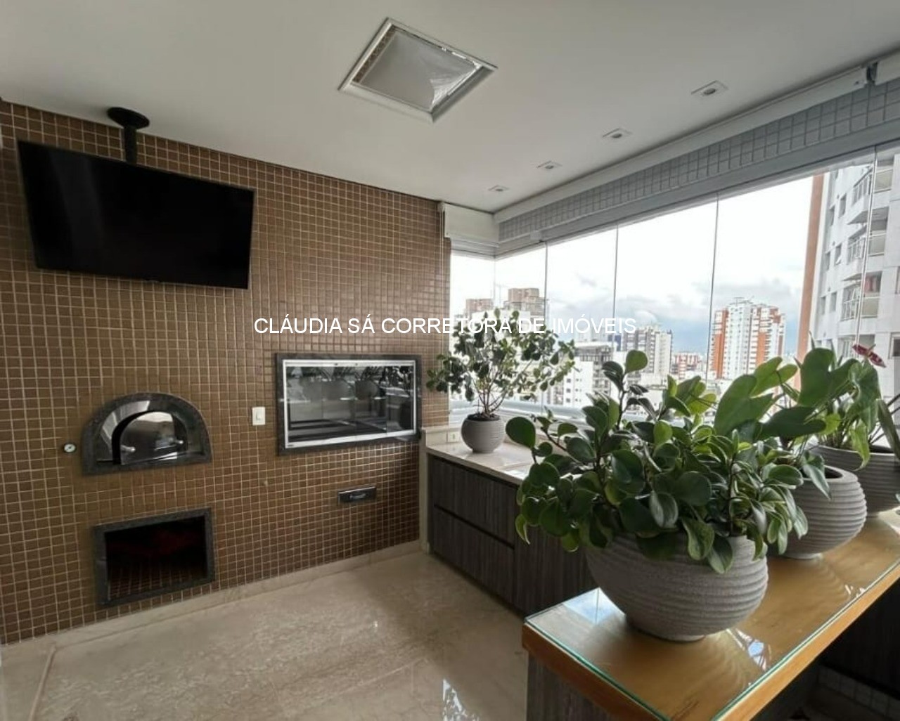 Espetacular apartamento de luxo com 4 suítes e 5 vagas no Anália Franco, São Paulo-SP. Imperdível!