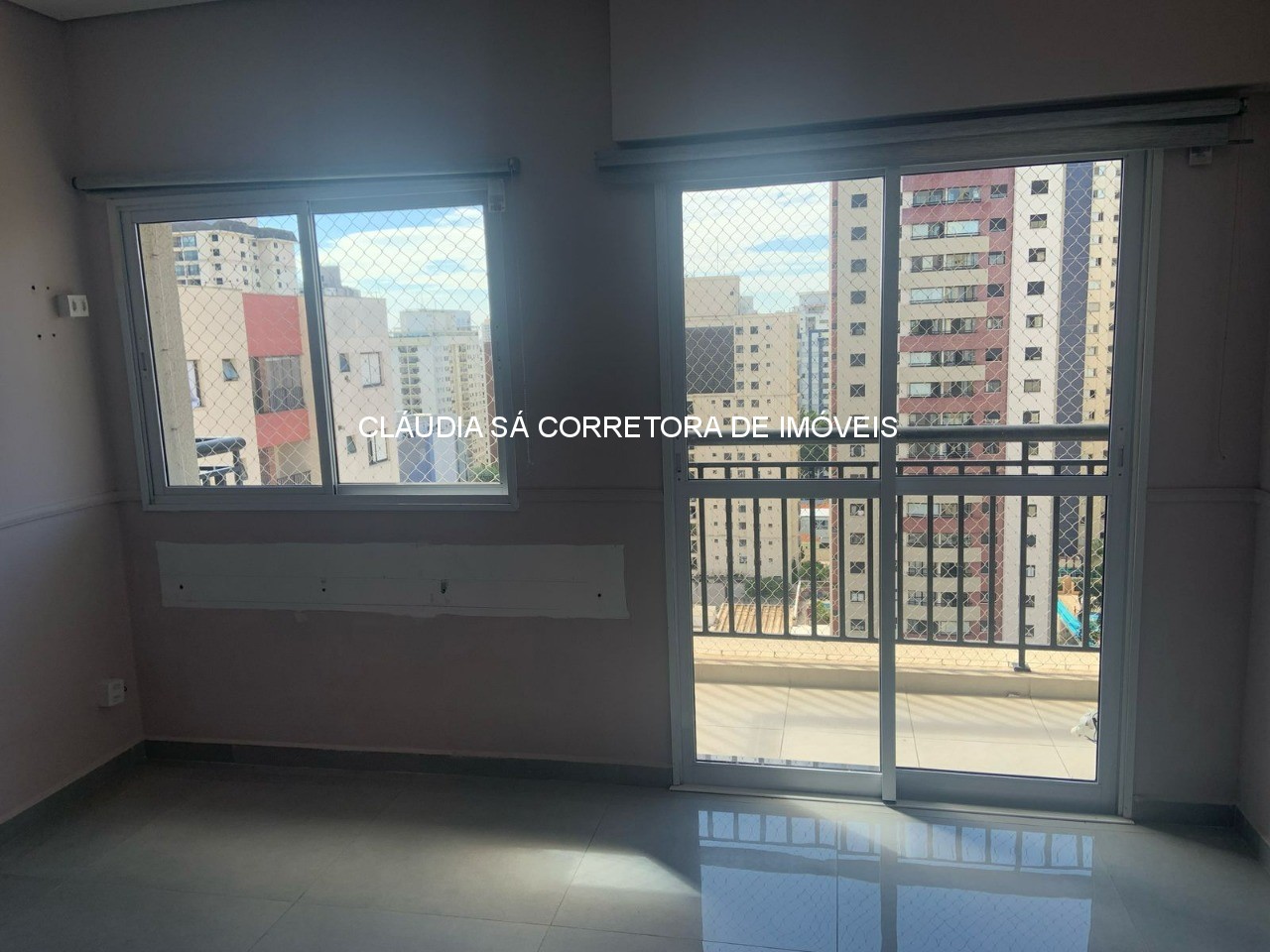Aluguel de Sala Comercial no Tatuapé, São Paulo-SP: 1 sala, 1 banheiro, 1 vaga - 40m² - Imperdível!