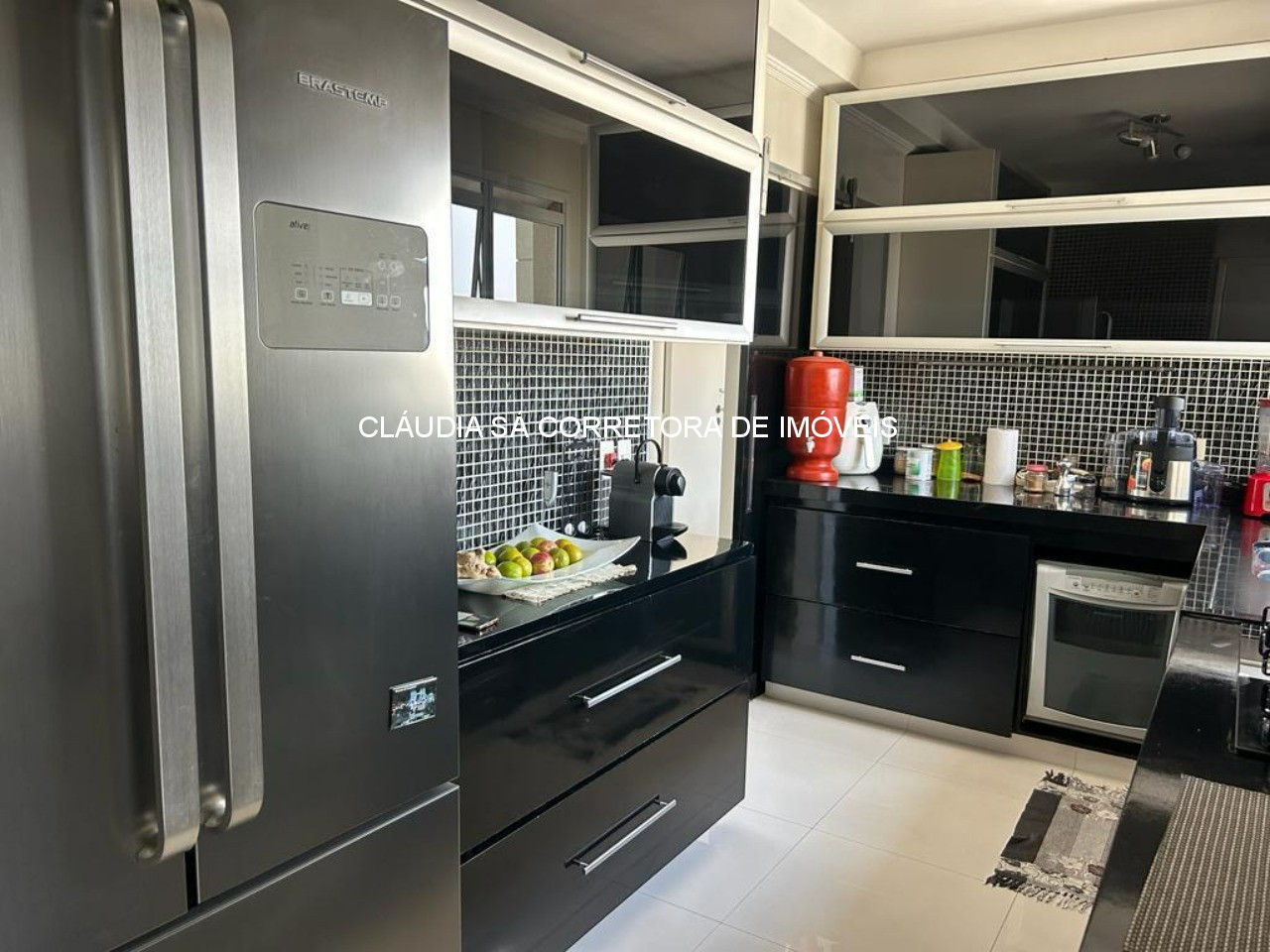 Apartamento de luxo no Tatuapé: 3 quartos, 3 suítes, 3 salas, 5 banheiros, 4 vagas de garagem, 234m² de área.