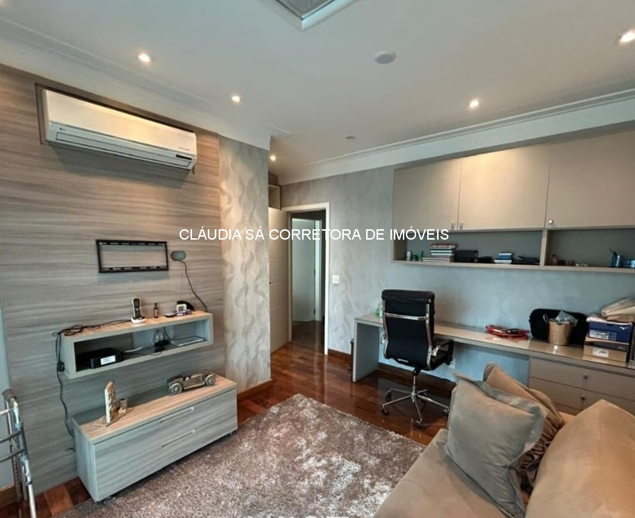 Espetacular apartamento de luxo com 4 suítes e 5 vagas no an