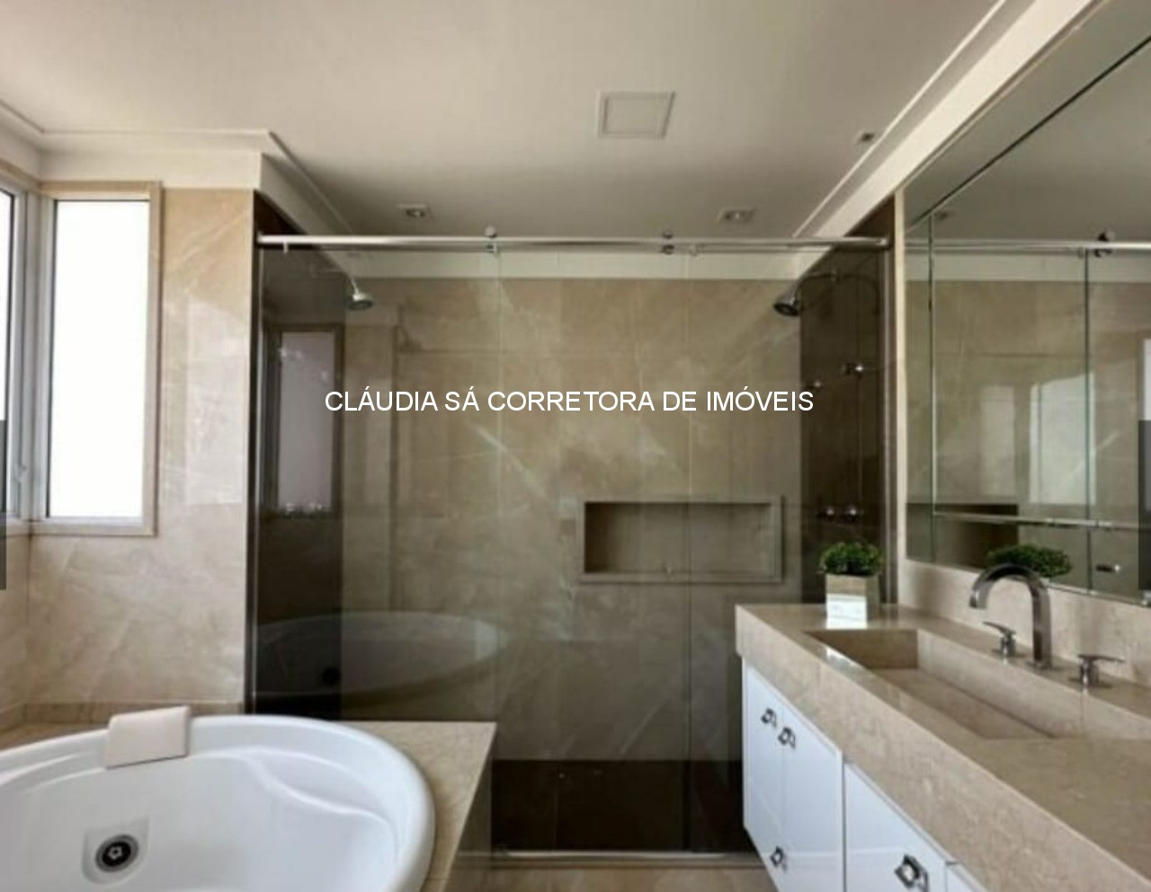 Imóvel de luxo à venda em São Paulo: Apartamento de 4 quartos e 3 suítes no Jardim Anália Franco, com 244m² e 5 vagas de garagem