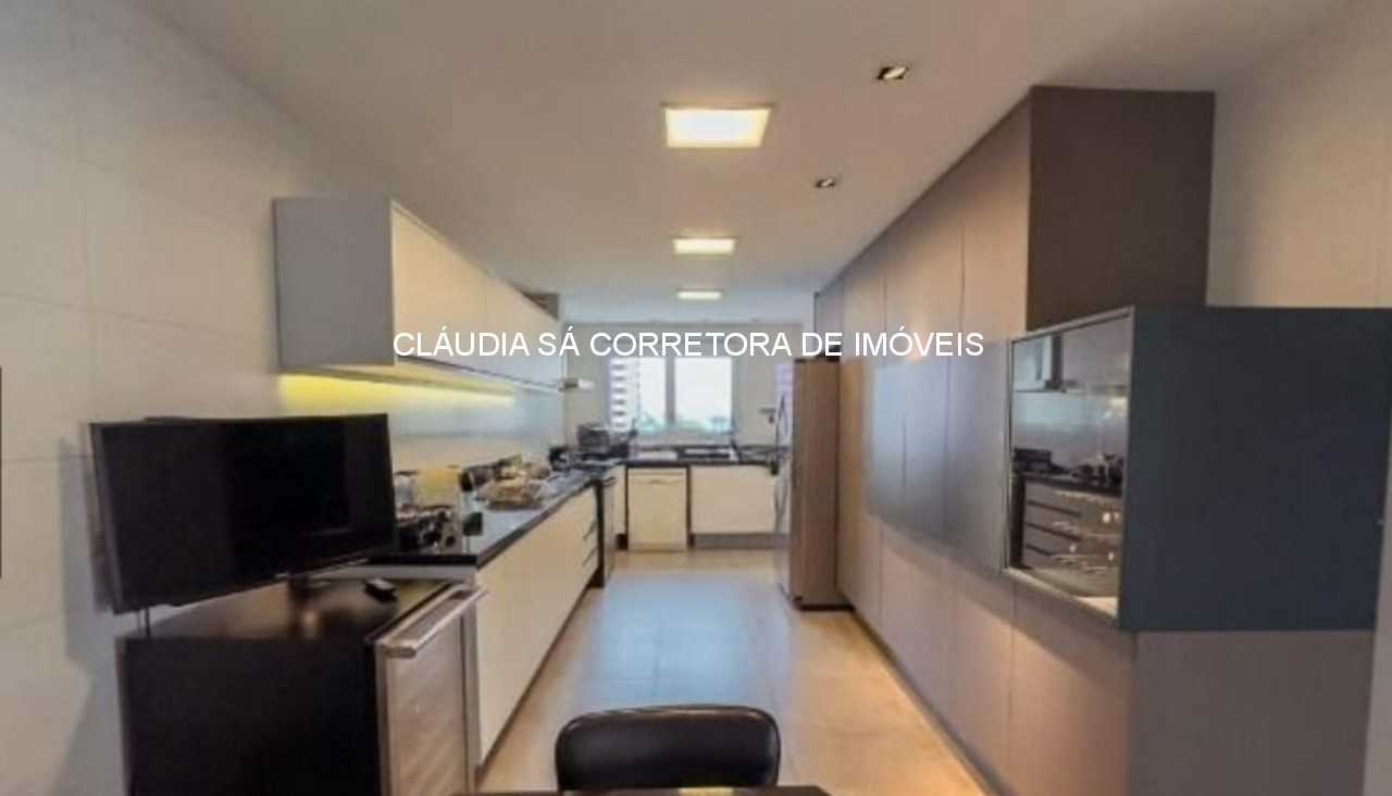 Luxuoso apartamento de 4 suítes no Jardim Anália Franco, São Paulo-SP, com 392m² e 5 vagas de garagem!