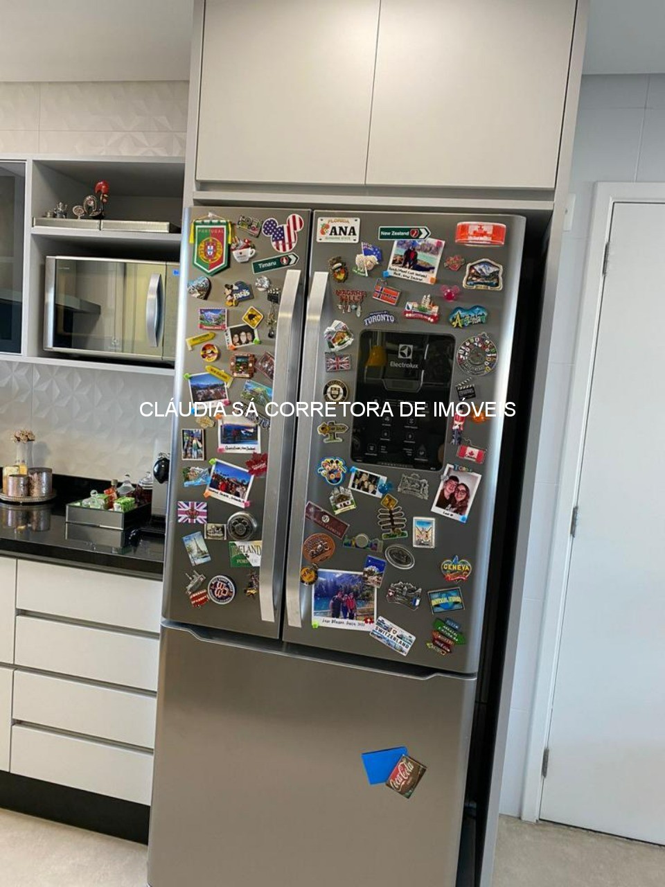 Apartamento de luxo à venda em São Paulo-SP, bairro Tatuapé: 3 quartos, 3 suítes, 3 salas, 5 banheiros, 4 vagas, 165m².