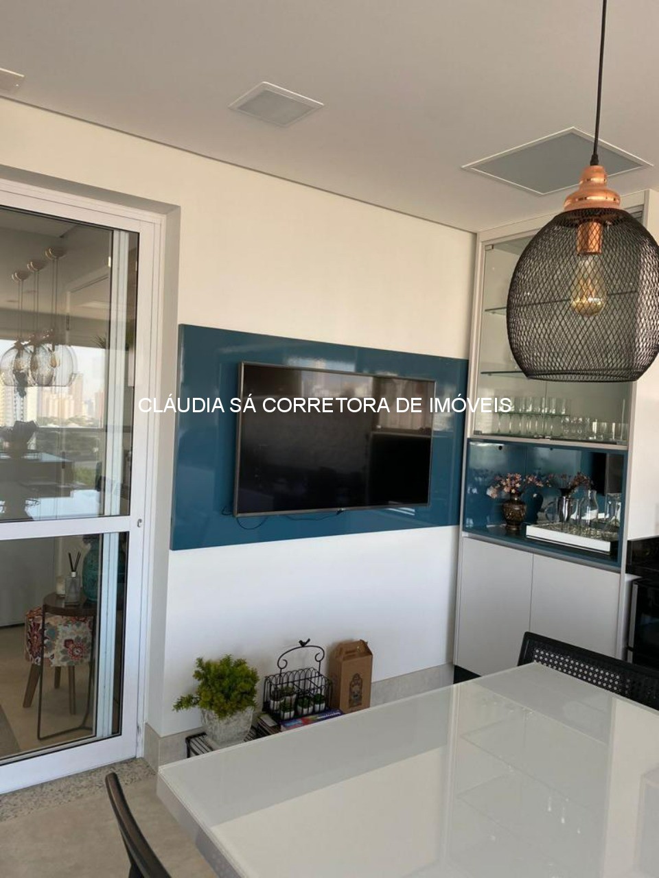 Apartamento de luxo à venda em São Paulo-SP, bairro Tatuapé: 3 quartos, 3 suítes, 3 salas, 5 banheiros, 4 vagas, 165m².