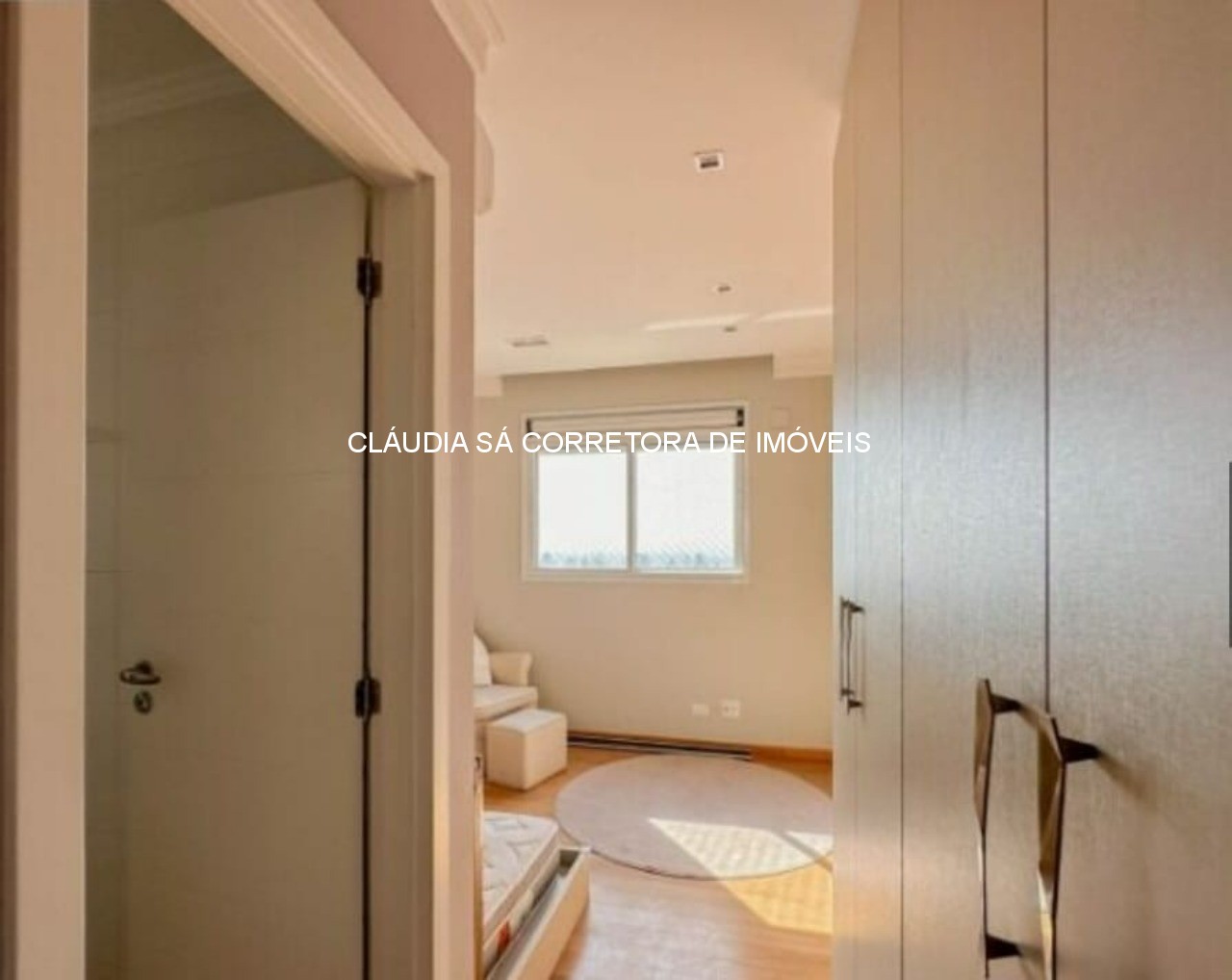 Imóvel de luxo à venda em São Paulo: Apartamento de 4 quartos e 3 suítes no Jardim Anália Franco, com 244m² e 5 vagas de garagem