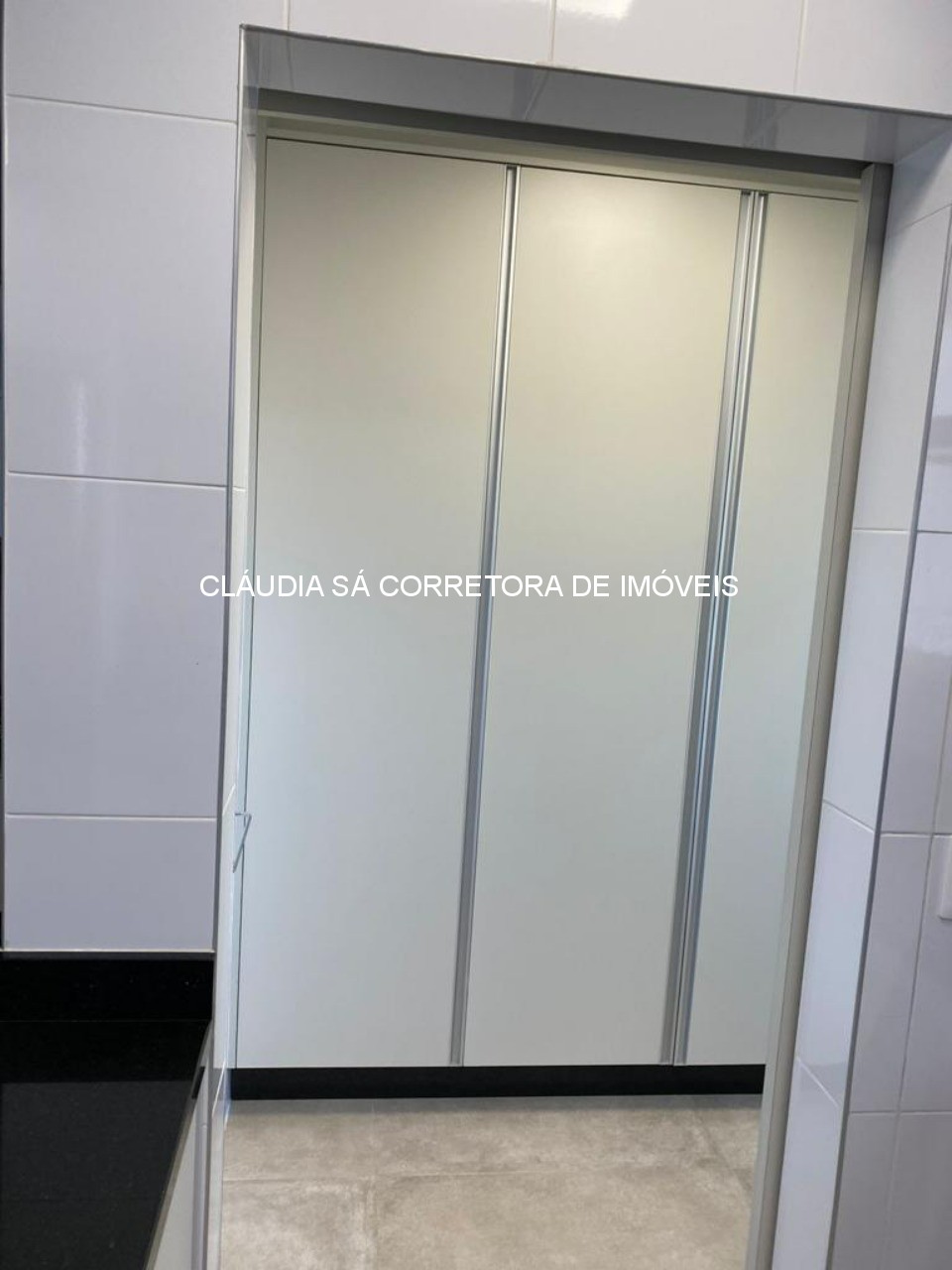 Apartamento de luxo à venda em São Paulo-SP, bairro Tatuapé: 3 quartos, 3 suítes, 3 salas, 5 banheiros, 4 vagas, 165m².