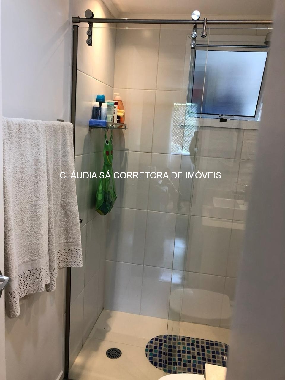 Apartamento à venda em São Paulo-SP, Vila Ivone: 2 quartos, 1 suíte, 1 sala, 2 banheiros, 1 vaga, 68m². Venha conferir!