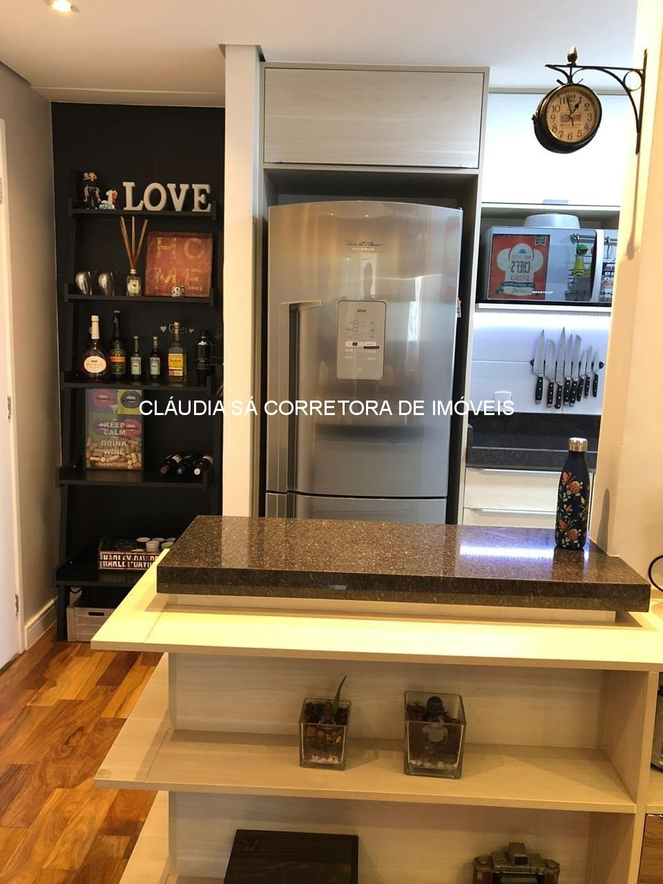 Apartamento à venda em São Paulo-SP, Vila Ivone: 2 quartos, 1 suíte, 1 sala, 2 banheiros, 1 vaga, 68m². Venha conferir!