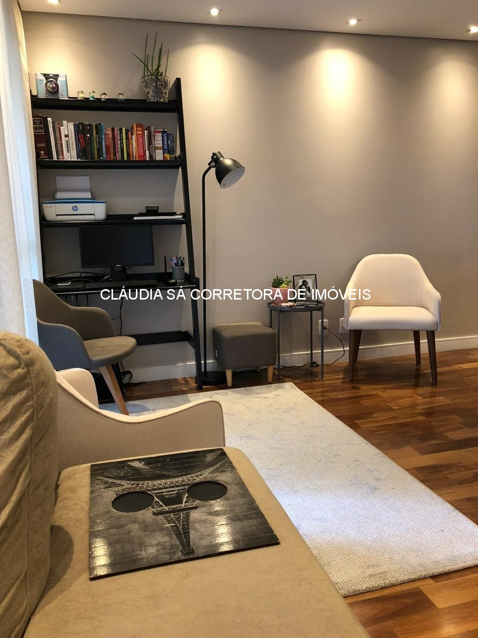Apartamento à venda em São Paulo-SP, Vila Ivone: 2 quartos, 1 suíte, 1 sala, 2 banheiros, 1 vaga, 68m². Venha conferir!