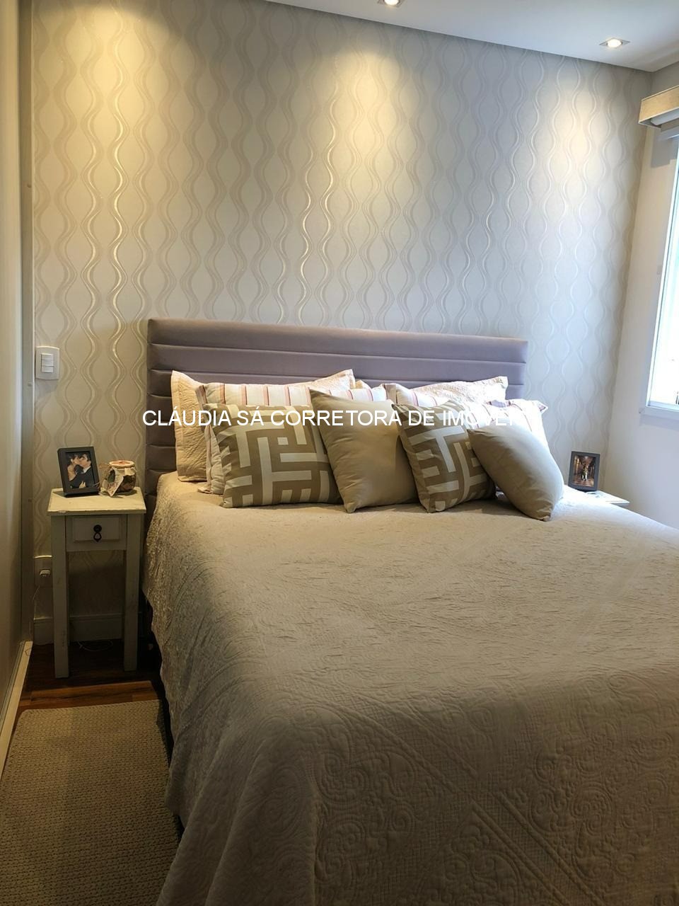 Apartamento à venda em São Paulo-SP, Vila Ivone: 2 quartos, 1 suíte, 1 sala, 2 banheiros, 1 vaga, 68m². Venha conferir!