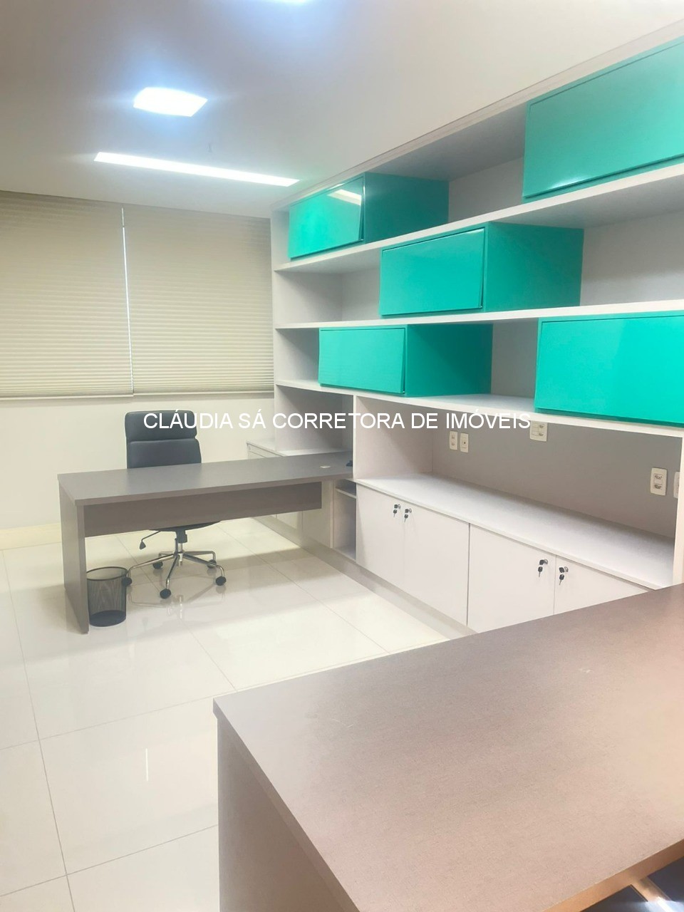 Sala Comercial de Alto Padrão no Jardim Anália Franco: Venda ou Locação - 1 Sala, 1 Banheiro, 1 Copa, 1 Vaga de Garagem - 53m²