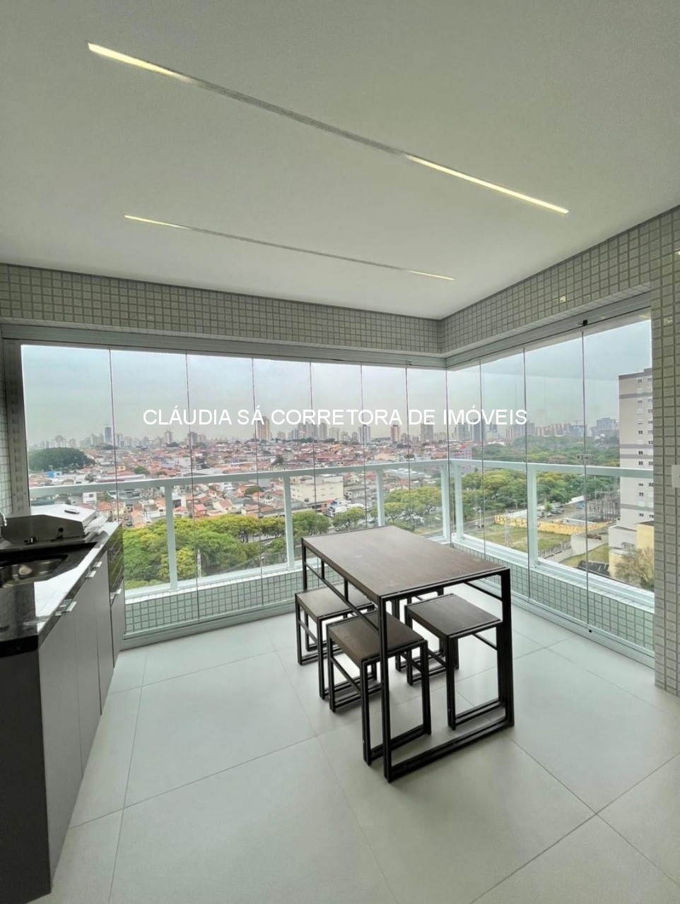 Imperdível! Apartamento de 2 quartos e 2 suítes no Tatuapé, São Paulo-SP, 81m², 2 vagas - Venda ou Locação.