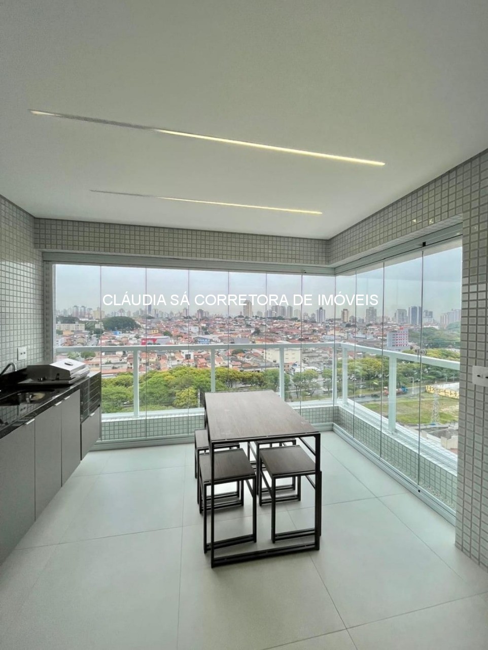 Imperdível! Apartamento de 2 quartos e 2 suítes no Tatuapé, São Paulo-SP, 81m², 2 vagas - Venda ou Locação.