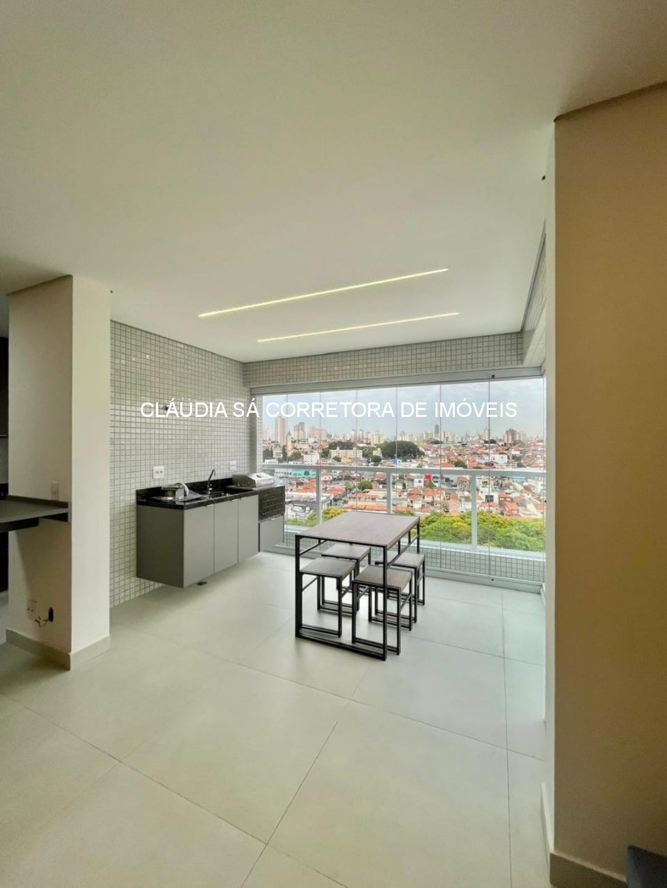 Imperdível! Apartamento de 2 quartos e 2 suítes no Tatuapé, São Paulo-SP, 81m², 2 vagas - Venda ou Locação.