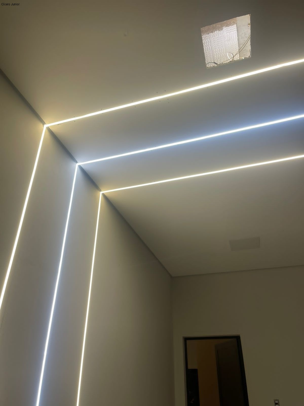 Casa térrea de 3 suítes Jundiaí