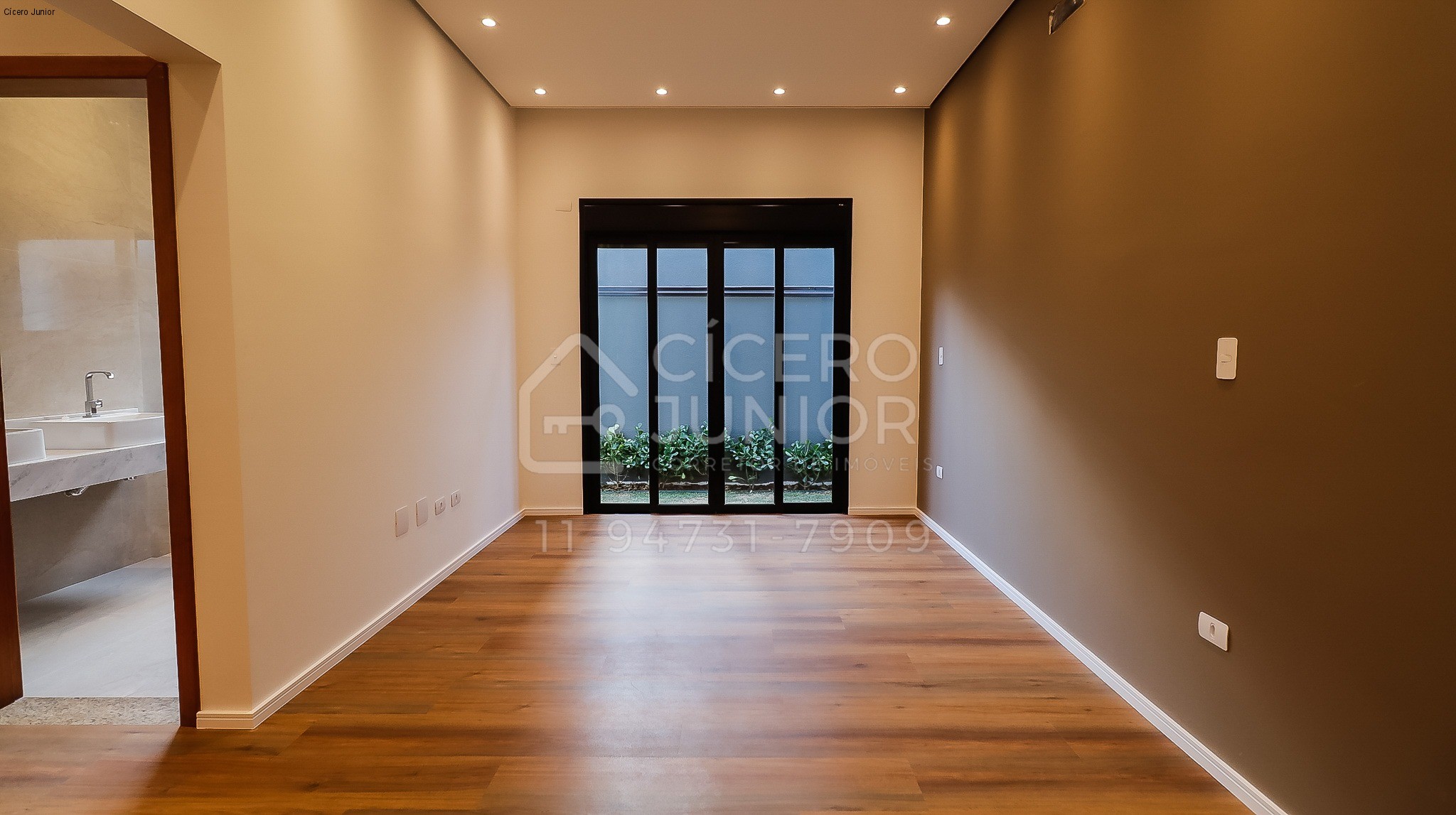 Casa térrea de 3 suítes Jundiaí