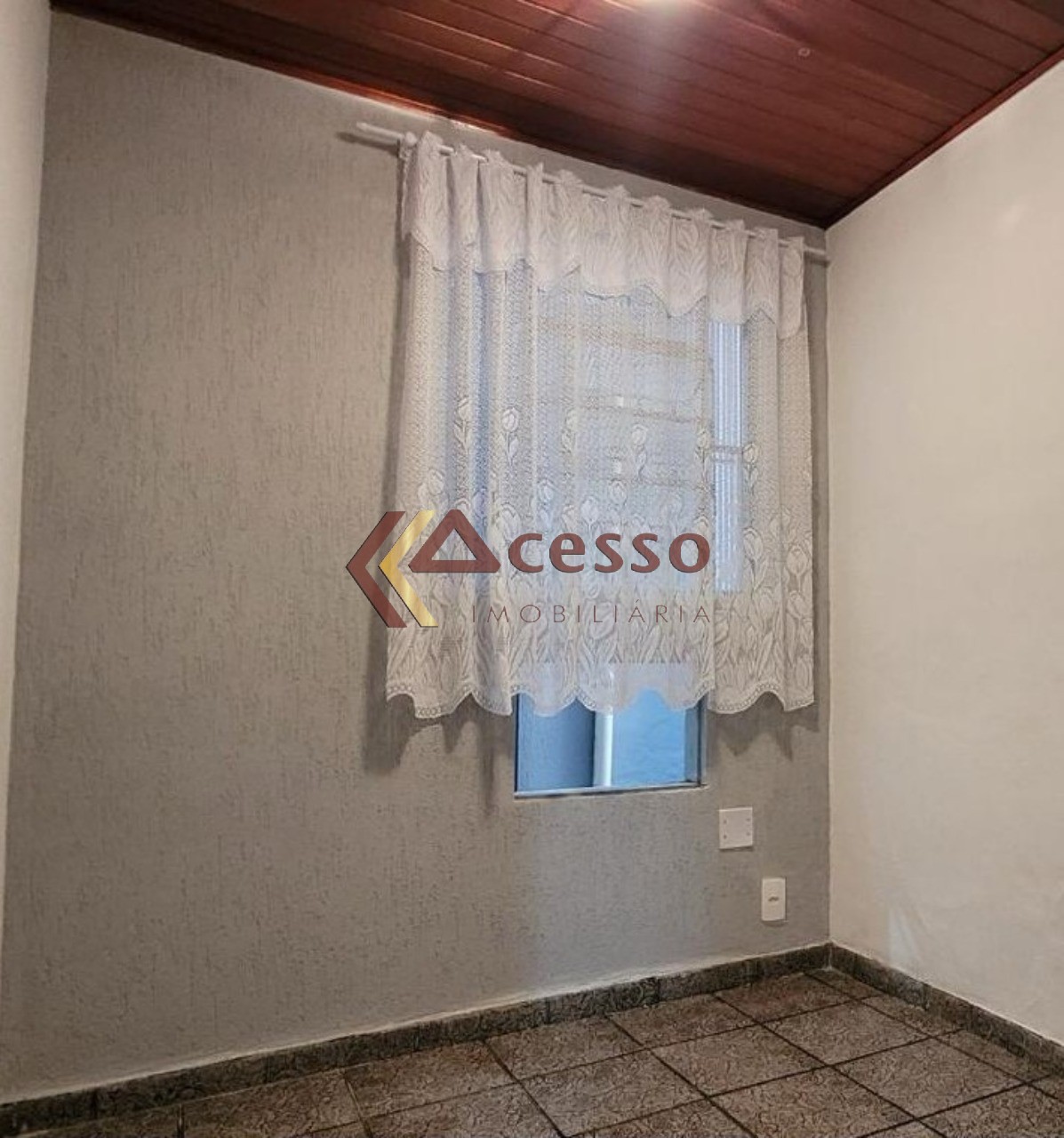 Casa para Comprar em MARECHAL HERMES - RIO DE JANEIRO - RJ