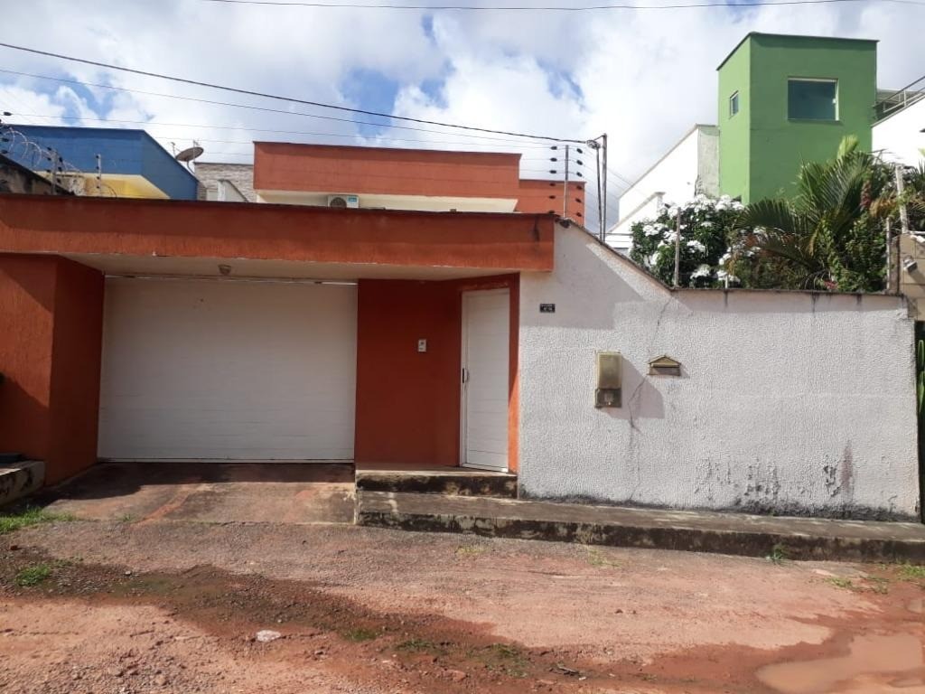 casa com piscina lado praia no araçagy