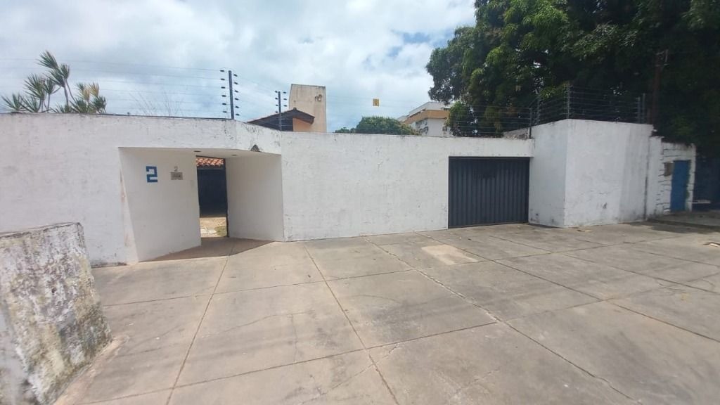 casa com quatro quartos para locacao aluguel