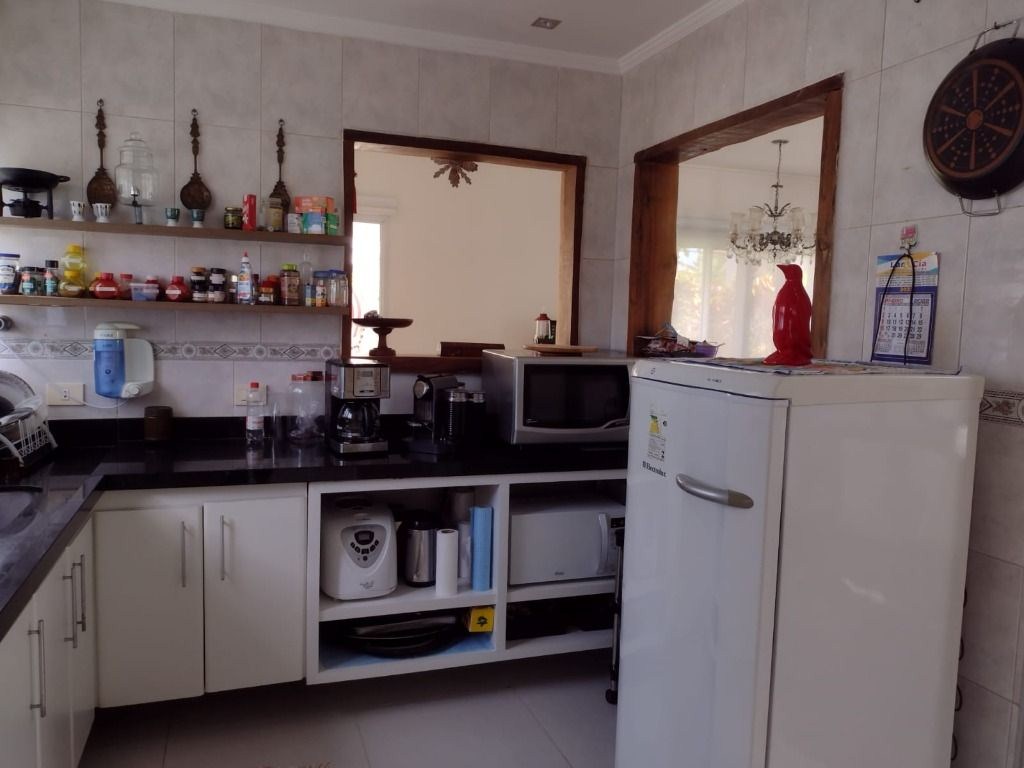 Casa alto padrão à venda, por R$ 1.800.000 - maitinga - bertioga/sp