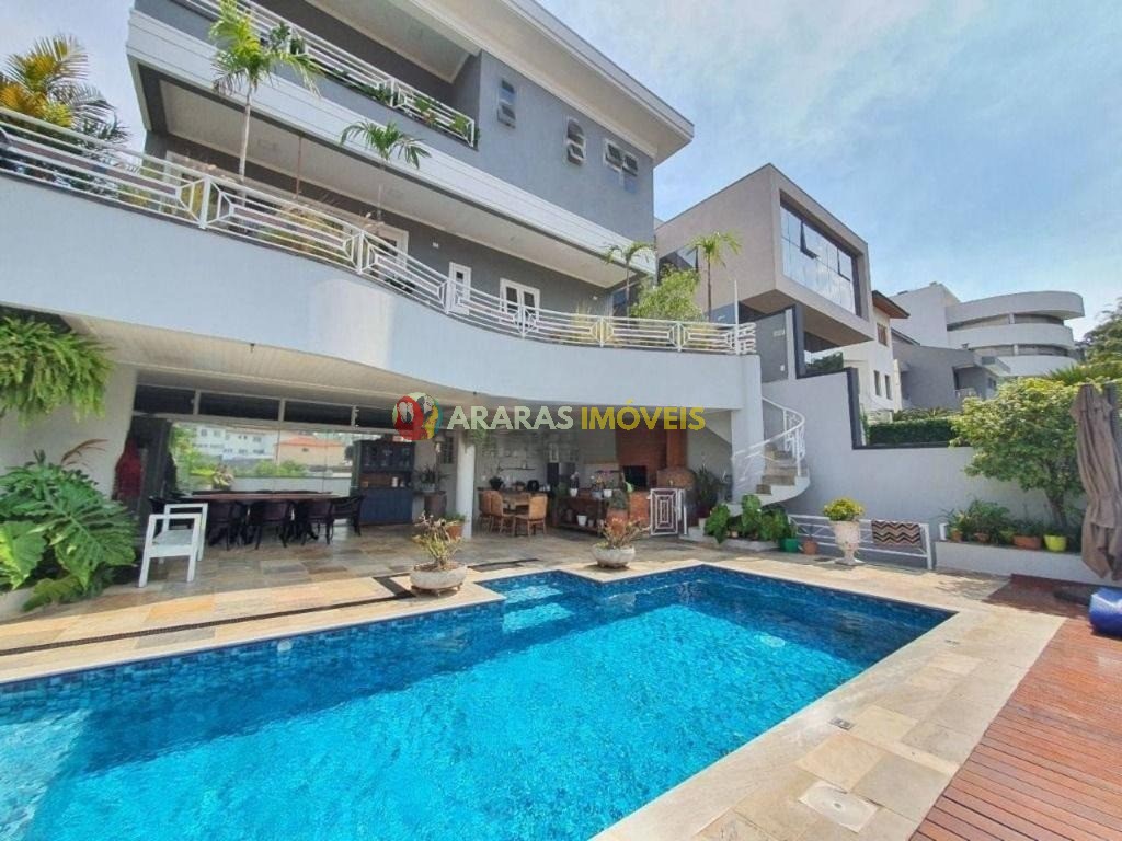 Sobrado de alto padrão no Centro de São Bernardo do Campo, 527 m² , com 4 dormitórios (2 suítes amplas) por R$ 3.600.000,00