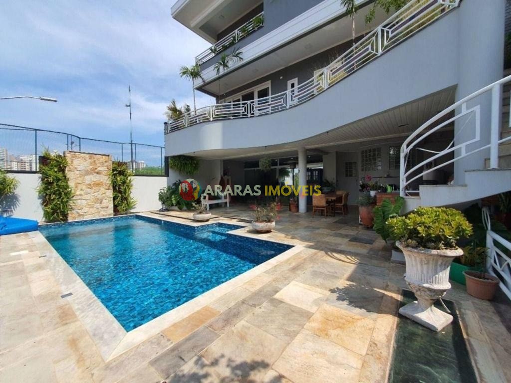 Sobrado de alto padrão no Centro de São Bernardo do Campo, 527 m² , com 4 dormitórios (2 suítes amplas) por R$ 3.600.000,00