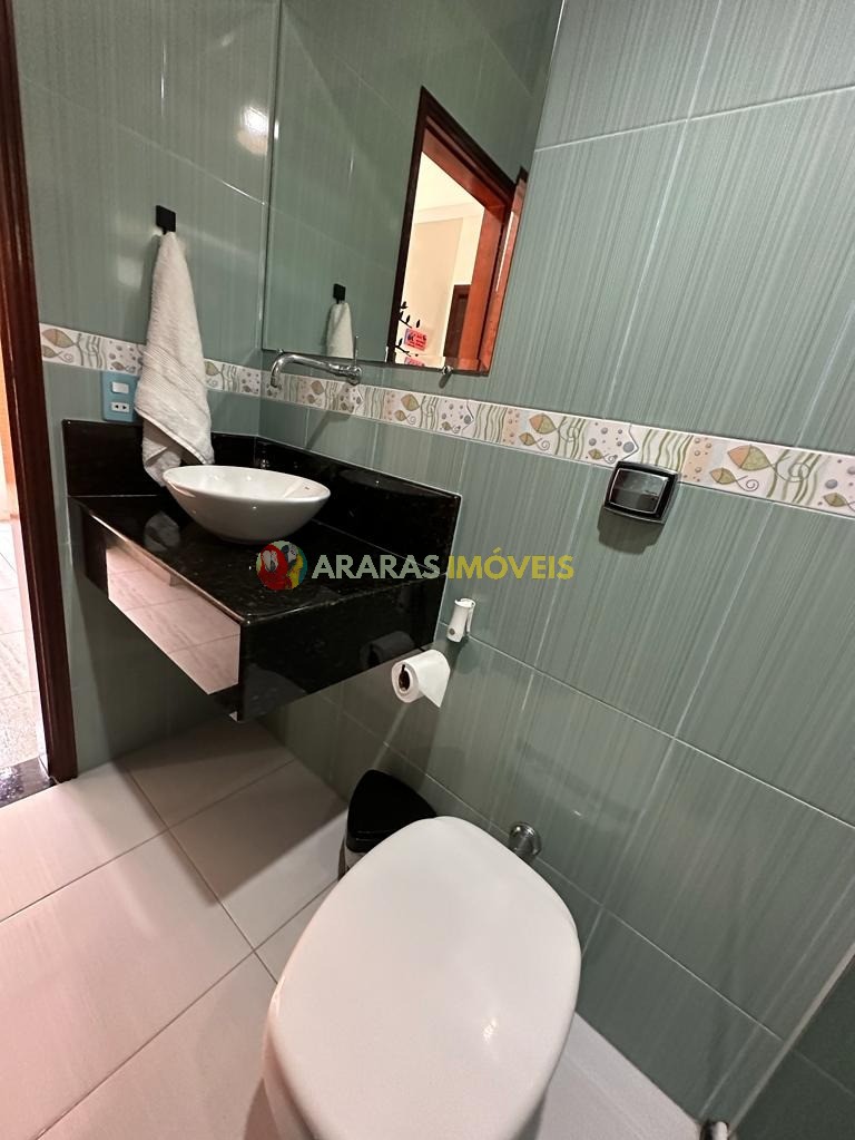 Casa com 2 dormitórios à venda, 100 m² por R$ 580.000,00 - v